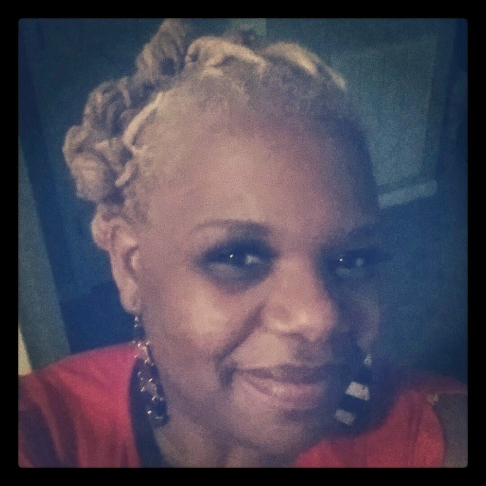 Meet your Posher, Charline